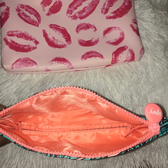 Ipsy bag - Picture 4 of 4